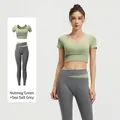 Zweiteiliges Yoga-Set in Muskatgrün und Meersalzgrau, elastisch - S / Oberteil Und Unterteil / Muskatnuss Grün Set