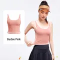 Débardeur de sport rose Barbie très élastique avec passepoil blanc et col en U pour le fitness - Rose Barbie