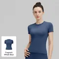 Top sportivo da yoga a maniche corte ad alta elasticità nel colore blu balena profondo - Blu Balena
