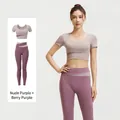 Zweiteiliges Yoga-Set in Lavendel und Pflaume, farblich abgesetzt, hohe Dehnung - S / Oberteil Und Unterteil / Beerenlila Hose Set