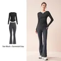 Yoga-Set mit V-Ausschnitt, plissiertem Oberteil und Schlaghose in Graumetallic - Sternenschwarz + Geschützgrau