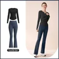 Schlankmachendes Yoga-Set mit V-Ausschnitt in Schwarz und Blau, 4-Wege-Stretch-Stoff. - Sternenschwarz + Walblau