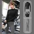 Set sportivo da 3 pezzi performante con giacca nera con zip e leggings da yoga grigi - Taglia S / Set / Nero Stellato + Grigio Sale Marino