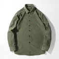 Camicia casual a maniche lunghe in velluto a coste verde militare con logo ricamato - Verde militare