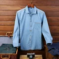 Camicia di jeans in cotone slim fit retrò da uomo in lavaggio blu chiaro casuale - Taglia S / Top / Azzurro