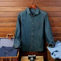 Camicia di jeans vintage da uomo in cotone slim fit colore blu lavaggio classico - Taglia S / Top / blu fluorescente