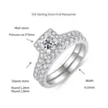 Vista detallada del conjunto de anillos de moissanita corte princesa con medidas - Talla US 5 / Conjunto de Anillos Cuadrado Princesa (R3-0177)
