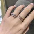 Anillo de boda de moissanita de lujo con doble fila abierta para mujer en plata y dorado - Talla US 4.5 / Plata Platino (0.45ct)