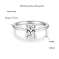 Vista macro dell'anello di fidanzamento in moissanite taglio radiant da 1,66 mm - Taglia US 4.5 / Forma Radiante (R3-0222)