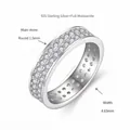 Detalle de un anillo de plata 925 y moissanita que muestra un ancho de 4,65 mm - US 4.5 / Dos Filas (aprox. 1.0ct)