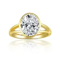 Elegante anillo de moissanita ovalada de 8x10mm en plata S925 bañada en oro 18k - Talla US 5 / Anillo principal
