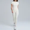 Ensemble de yoga deux pièces professionnel respirant et séchage rapide en blanc crème - S / Haut Et Bas / Manches Courtes + Leggings / Ivoire Clair