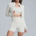 Ensemble de yoga 3 pièces crème respirant avec veste zippée, brassière et short de sport - S / Ensemble / Veste + Soutien-gorge + Short / Ivoire Clair