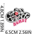Détail de l'écusson brodé chapeau de cow-boy à motif vache avec texte HOWDY et taille - No.15 (Chapeau HOWDY)