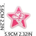 Écusson brodé chapeau de cowboy rose en étoile avec des dimensions de 5,6x5,9 cm - No.19 (Chapeau Étoile)