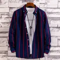 Marineblaues Langarmhemd mit roten Längsstreifen für lässigen Jugendstil - M / Oberteile / Navy und Rote Streifen (TPR-08)