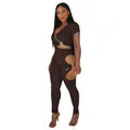 Ensemble deux pièces sexy marron foncé avec découpes à anneaux métalliques et col en V - XL / Haut Et Bas / Café