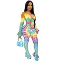 Completo tie-dye due pezzi con top annodato a V e leggings a zampa da donna - Taglia S / Top E Pantaloni / Giallo Tie-Dye