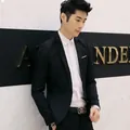 Blazer nero slim fit da uomo in stile coreano alla moda, elegante e professionale - Taglia M / Top E Pantaloni / Nero