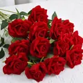 Lifelike red velvet artificial roses for wedding decoration and Valentine's gift - Flower head diameter 9.5cm / Velvet Diamond Rose Red
