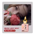 Musk Lady Sexy auto luchtverfrisser met roze glazen fles en geel touw - Musk Lady Sexy (FBCZ095) / 8ml