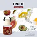 FORMBO Fruite-serie auto-luchtverfrisser fles met rood etiket en ophangriempje - Vruchtengeur (FBCZ124) / 8ml
