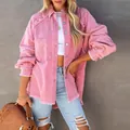 Giacca di jeans rosa oversize da donna con bordi sfilacciati e maniche lunghe alla moda - Taglia S / Top / Rosa