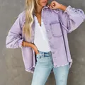 Giacca di jeans lavata viola chiaro oversize con bordi sfrangiati per le donne - Taglia S / Top / viola taro