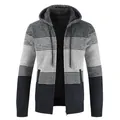 Gebreid herenvest met capuchon, warme fleecevoering en stijlvol kleurblokontwerp voor winter - M / Tops / Donkergrijs en Marineblauw