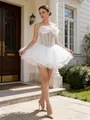Vestido tutú elegante de encaje blanco con plumas y corte en la cintura para mujer - S / Vestidos / Blanco