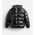Hochwertige glänzende schwarze Pufferjacke mit Kapuze und warmer Steppung für den Winter. - XS / Oberteile / Schwarz