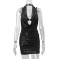 Elegante zwarte pailletten halter mini-jurk met een sexy diepe gedrapeerde halslijn - S / Set / Zwart