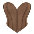 Dettaglio di un corsetto marrone a forma di cuore con stecche e tessuto strutturato. - Caffè