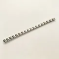 Zilveren roestvrijstalen Italiaanse modulaire bedelarmband in een strak DIY ontwerp - Letter I / Set van 18