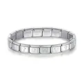 Vue détaillée d'un bracelet modulaire en acier inoxydable avec des motifs de croix. - Croix Convexe / Acier
