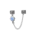 Detailansicht eines italienischen Bettelarmbands mit blauer Rose und Kette. - Hellblaue Rose Blume (D722)