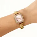 Montre à quartz carrée élégante pour femme avec cadran rose et lunette dorée diamants. - Or et Rose