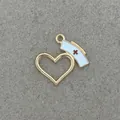 Goldener Herzanhänger mit weißem Krankenschwesterhut-Charm für DIY-Medizinschmuck - Herz und Krankenschwestermütze Anhänger