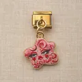 Pendentif italien doré présentant une illustration de visage rose et de motifs cœurs rouges - Œil et Lèvres Abstraits (16)