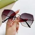 Fashionable oversized rimless geometric sunglasses with gradient purple lenses for women - Single Sunglasses / Transparent Smoke Grey