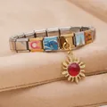 Bracelet à breloques italien en acier bicolore avec pendentif soleil et maillons colorés. - 8