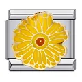 Primo piano di un charm modulare italiano con fiore giallo realizzato in acciaio inox - Floreale Giallo (ICJ148)