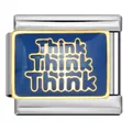 Vista macro dettagliata del charm italiano con smalto blu e testo 'Think' dorato - Stile Parola Think Blu (ICJ1516)