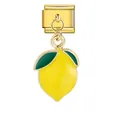 Détail d'un pendentif citron en émail jaune sur un maillon modulaire doré - Style Citron Modulaire Italien (ICG382-1)