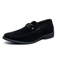 Schwarze Wildleder-Loafer für Herren mit einer stilvollen metallenen V-Schnalle - 38 / Schwarz