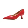 Escarpins rouges élégants à bout pointu avec talons aiguilles en cuir souple de qualité. - Rouge