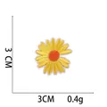 Macro detail of yellow daisy flower embroidery patch showing 3cm size and 0.4g weight - Yellow and Orange Daisy (10#) / 3x3cm
