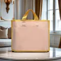 Eleganter transparenter Kunststoff-Einkaufsbeutel mit gelbem Rand in Luxus-Ambiente - Beige Goldrand / Klein 14 Seide 30*25 Boden 6CM (10er Pack)