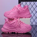 Trendy roze chunky sneakers met dikke plateauzool en ademend mesh - 35 / Roze