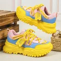 Kleurrijke roze, blauwe en gele chunky dad sneakers met een trendy dikke platformzool. - 38 / Roze Blauw Geel